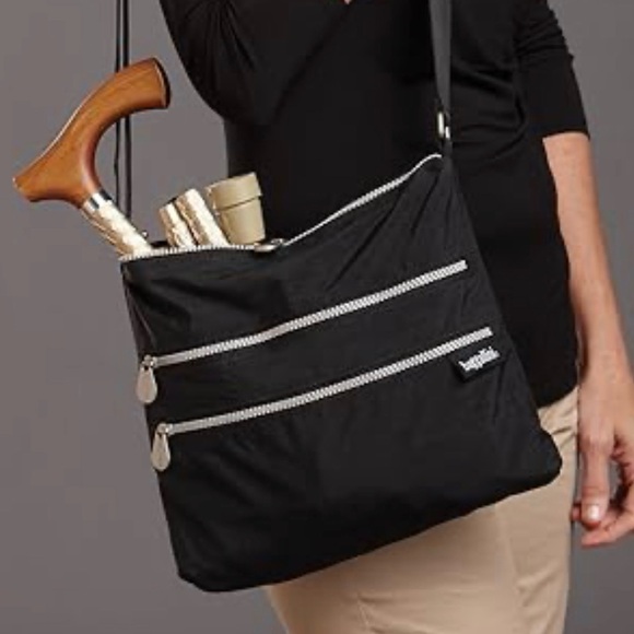 Baggallini Handbags - VGUC- Baggallini Special Edition ‘Large Zipper’ Nylon Crossbody